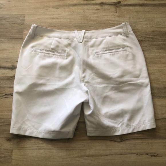 Callaway Women's Classic White Bermudas - Picture 2 of 8